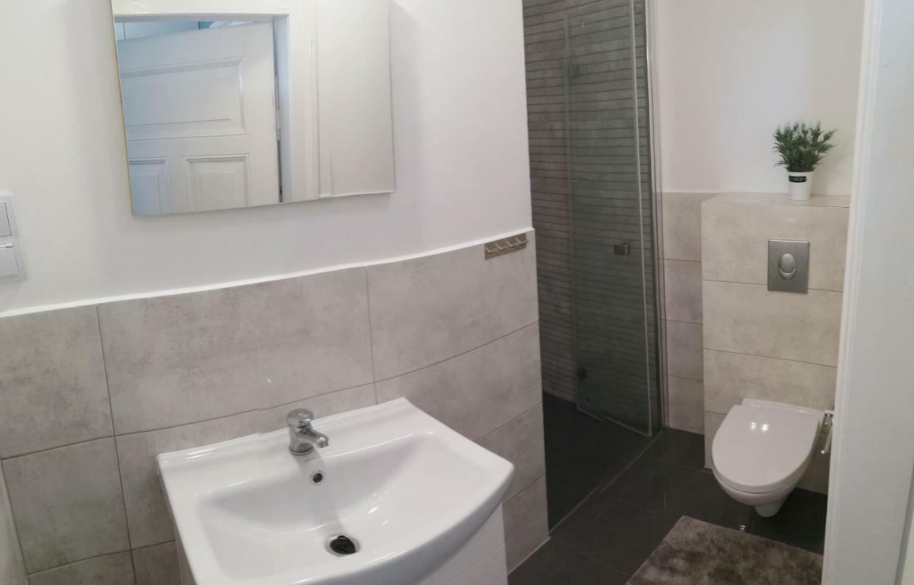 Dom Goscinny Ostoja Miedzywodzie Esterno foto